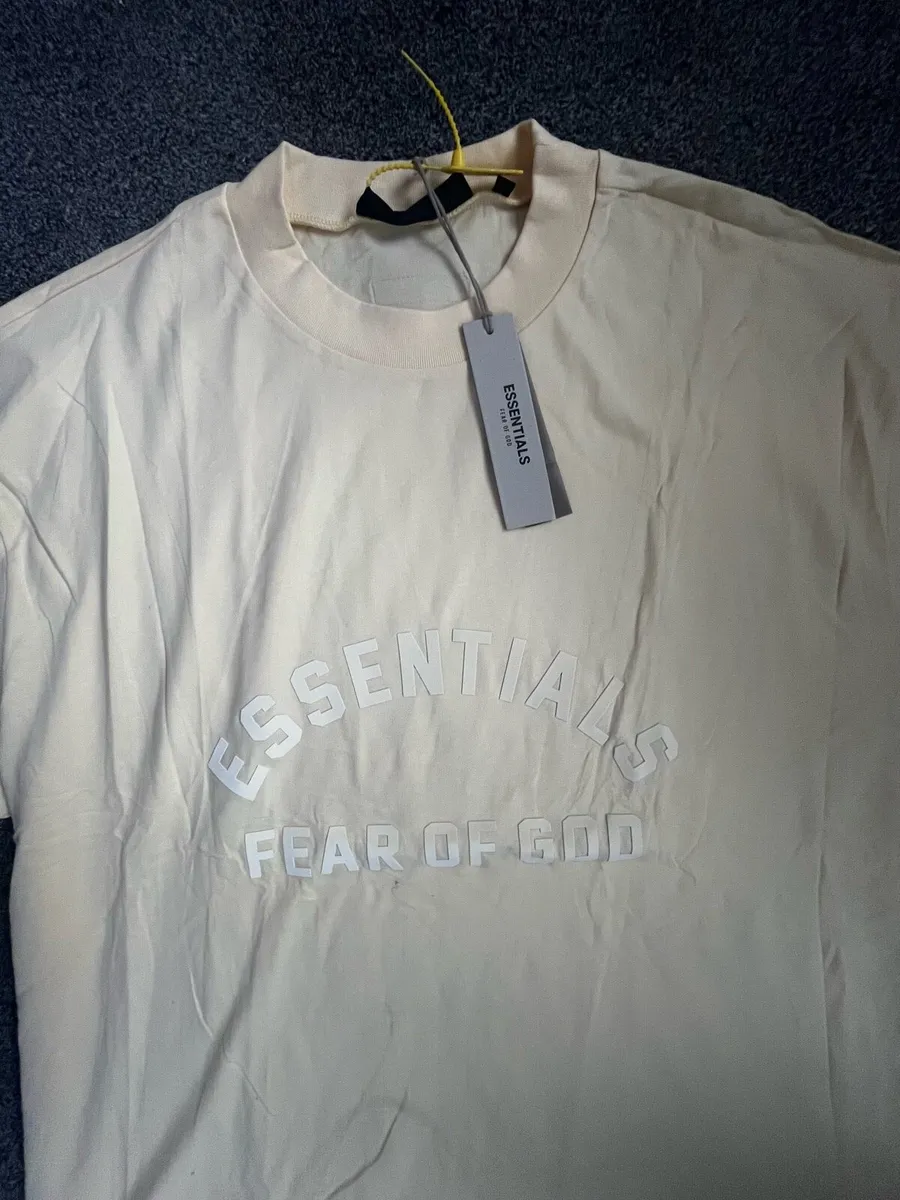 T shirt - Image 2