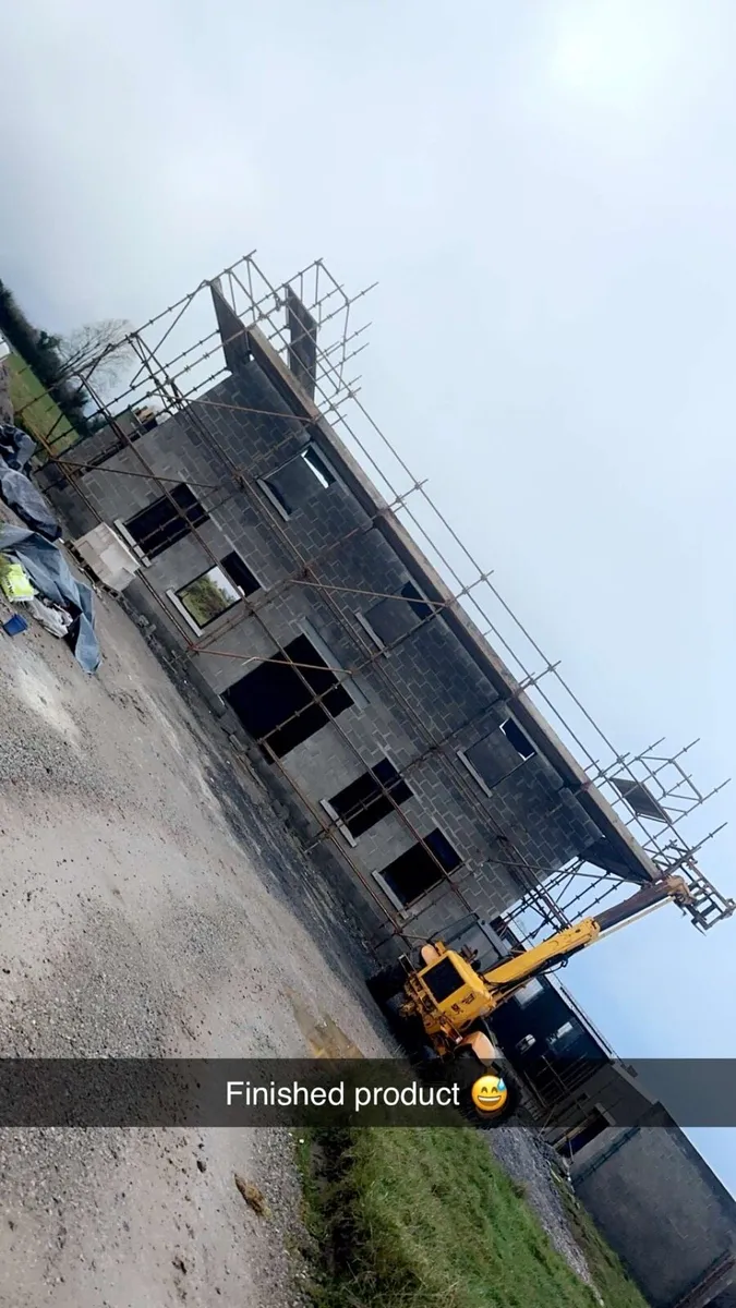 Scaffold erection - Image 1