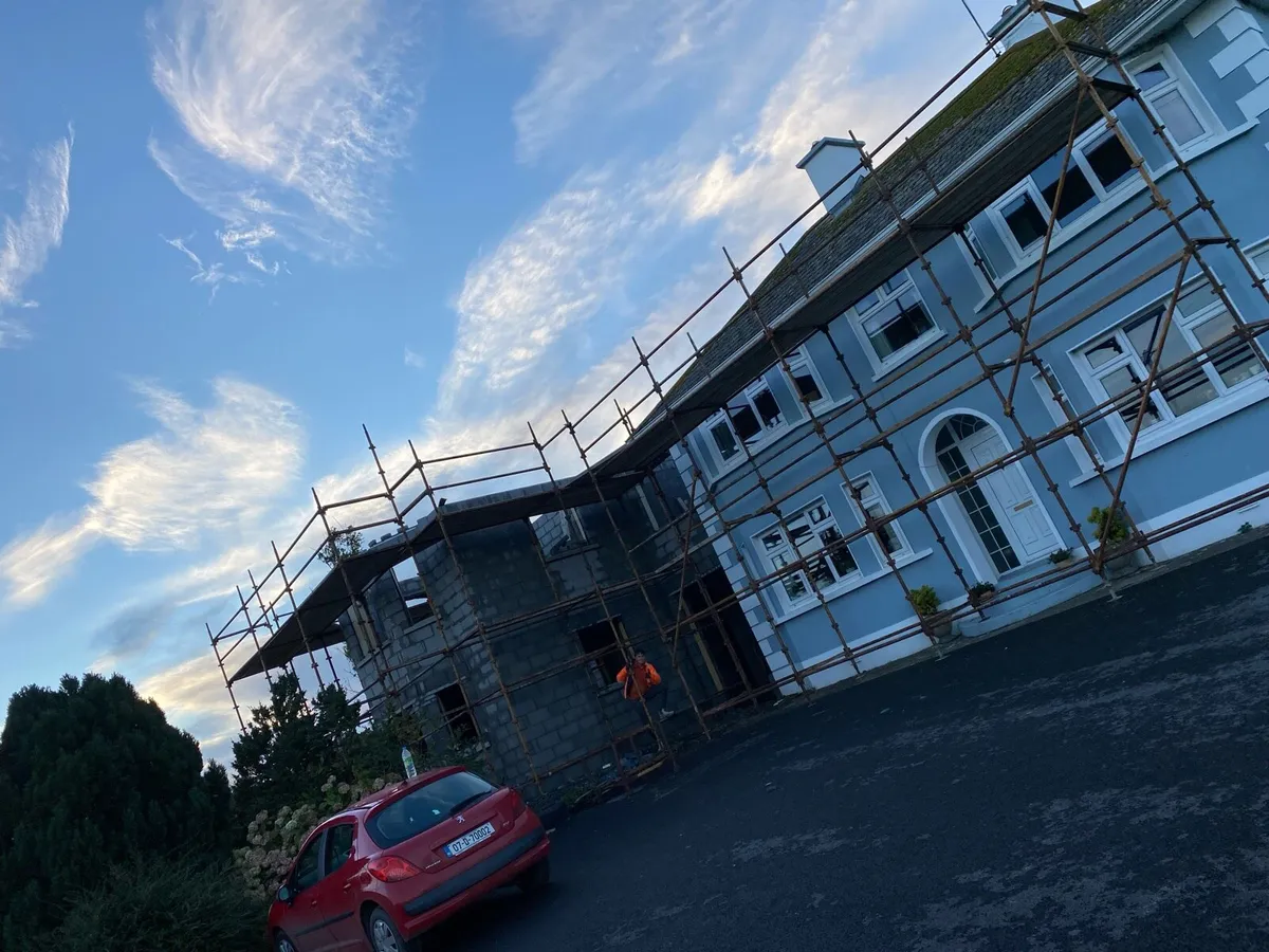 Scaffold erection - Image 4