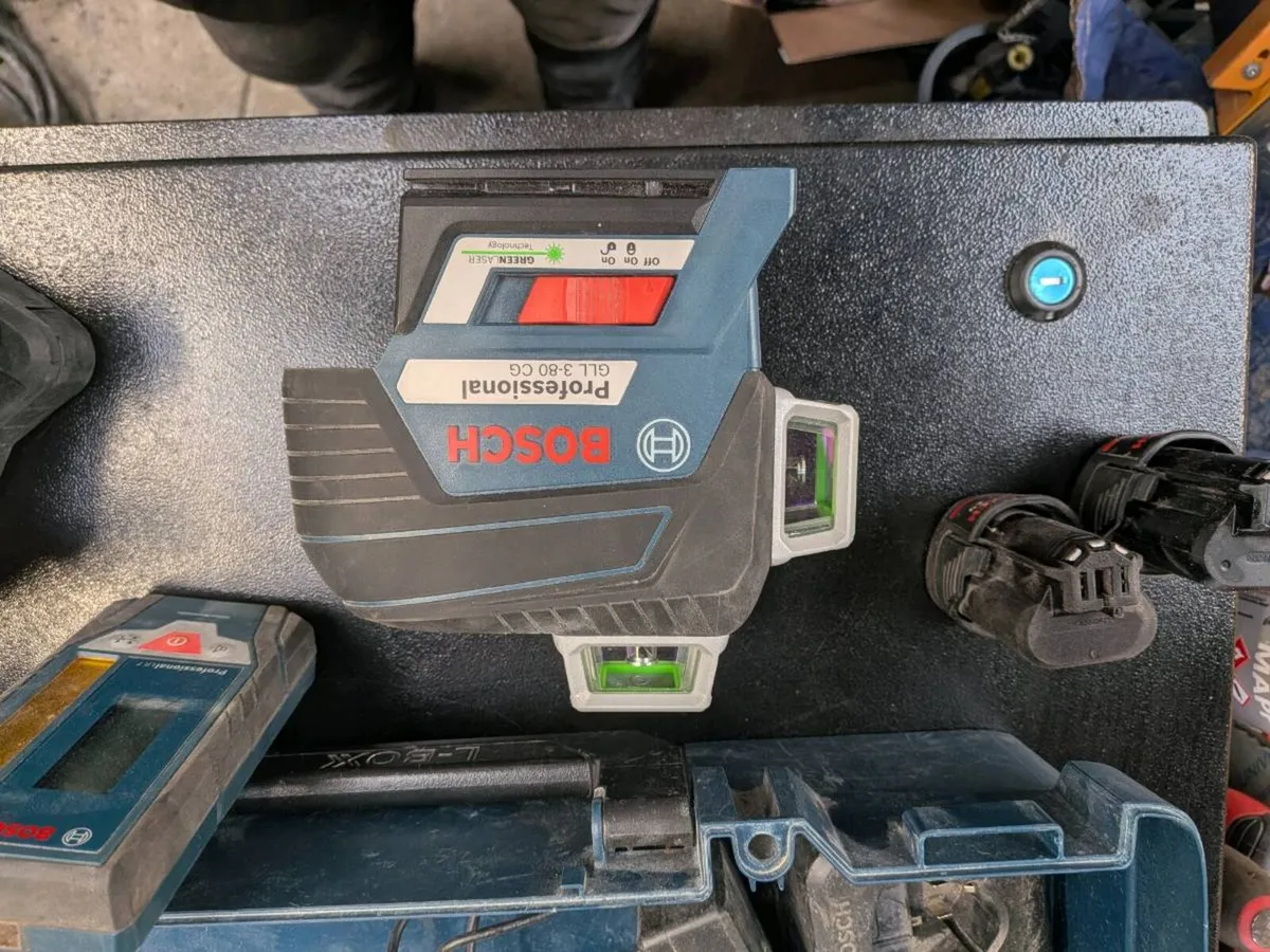 Bosch 3 plane green laser - Image 3