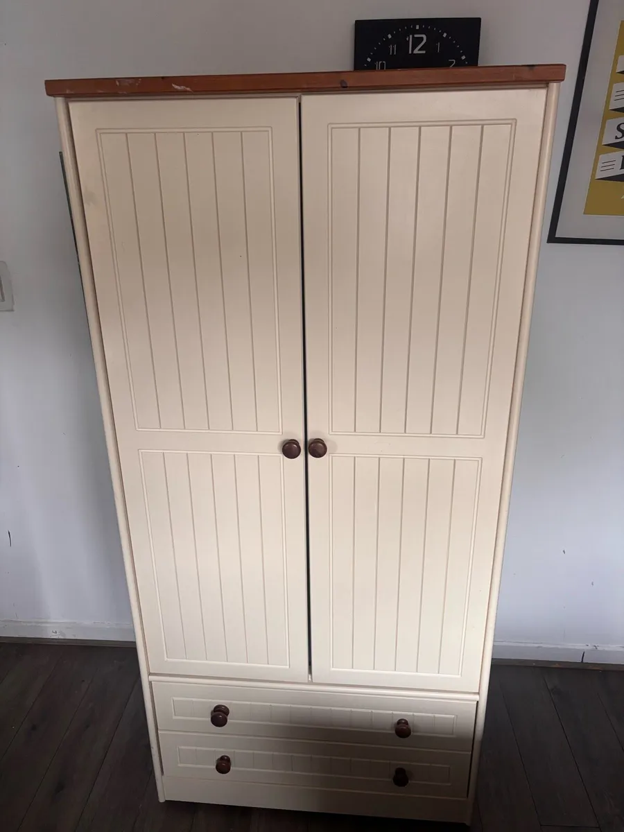 Cream wardrobe - Image 1