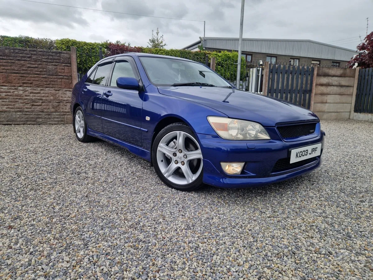 Lexus is200 SPORT*** - Image 1