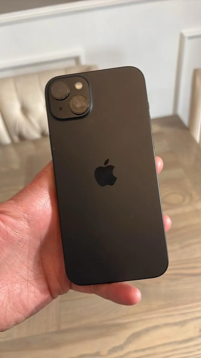 iPhone 15 plus black sim free 128GB with box - Image 4