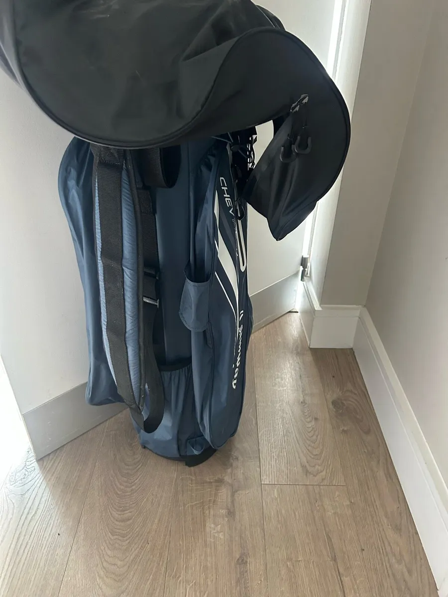 Callaway golf bag - waterproof - Image 3