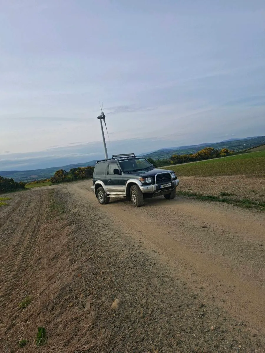 Mitsubishi pajero - Image 3