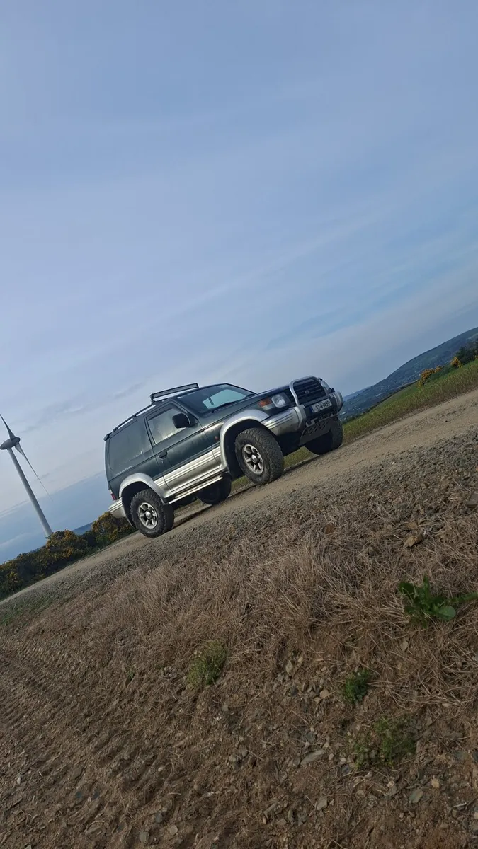Mitsubishi pajero - Image 1
