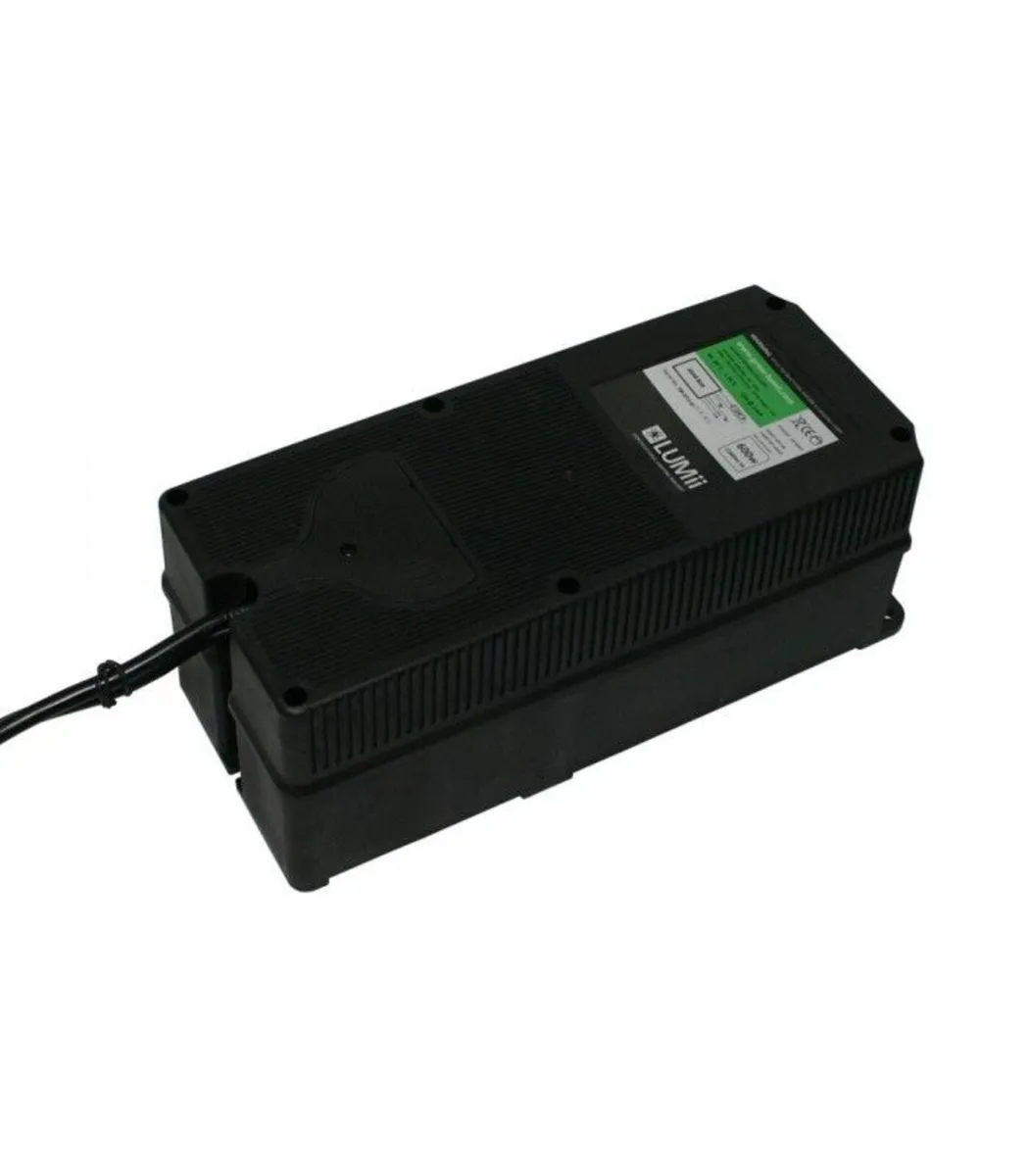 600W Lumii LED Light Set - Image 2