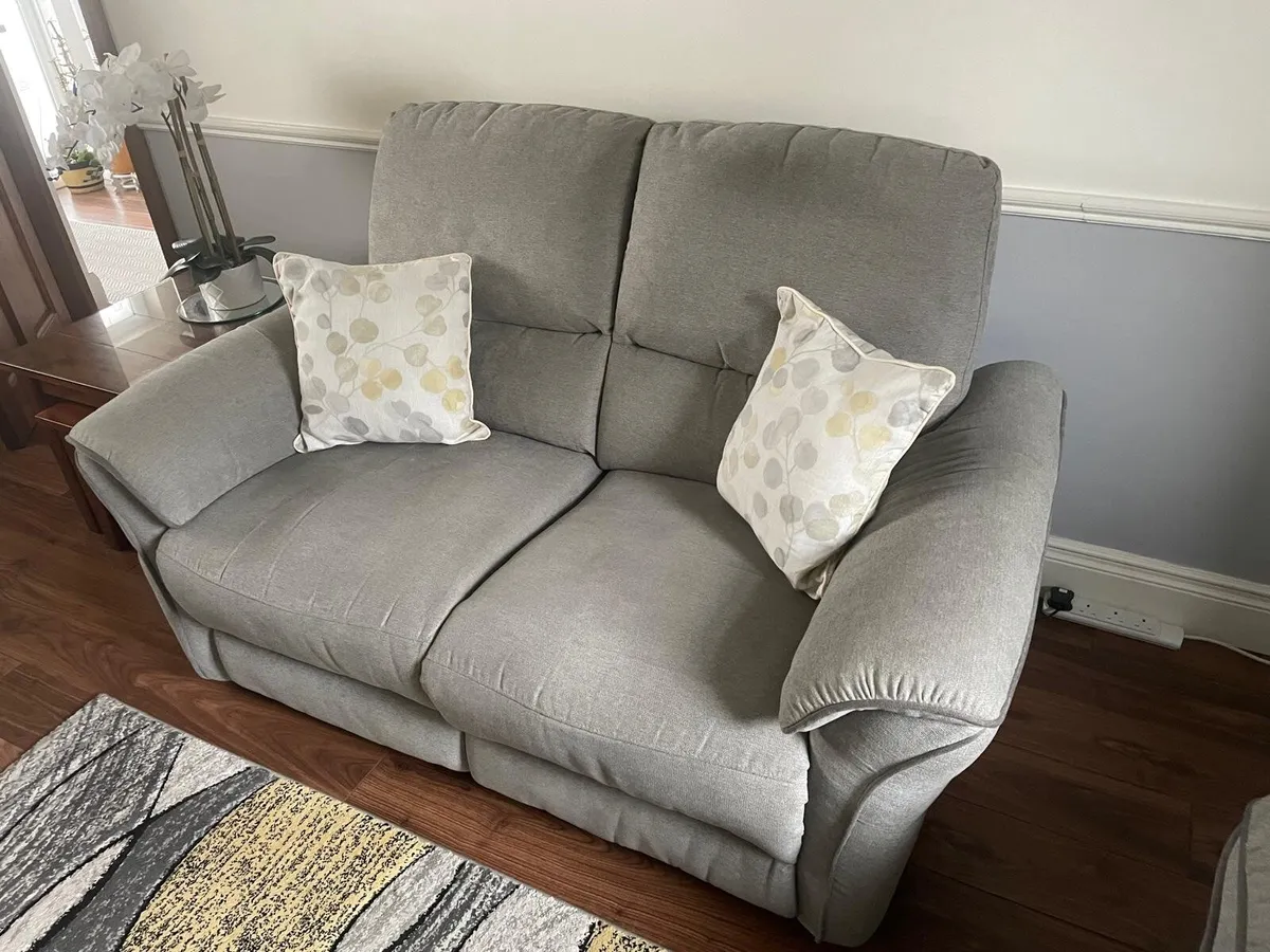 Power recliner - Image 1