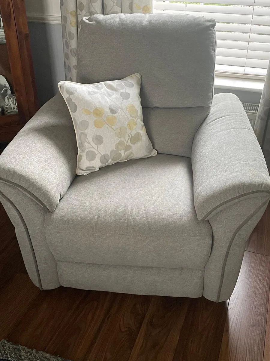 Power recliner - Image 3