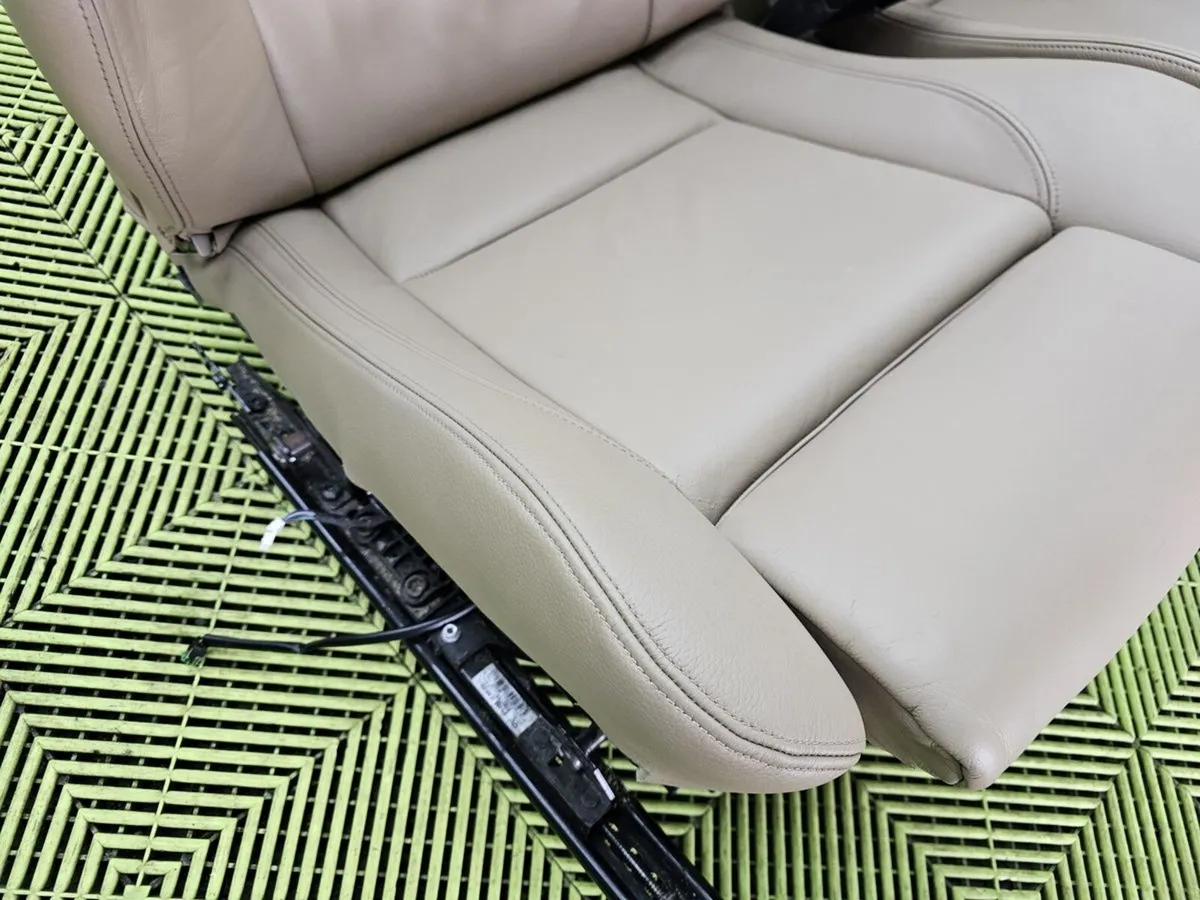 Leather restoration service - Image 3