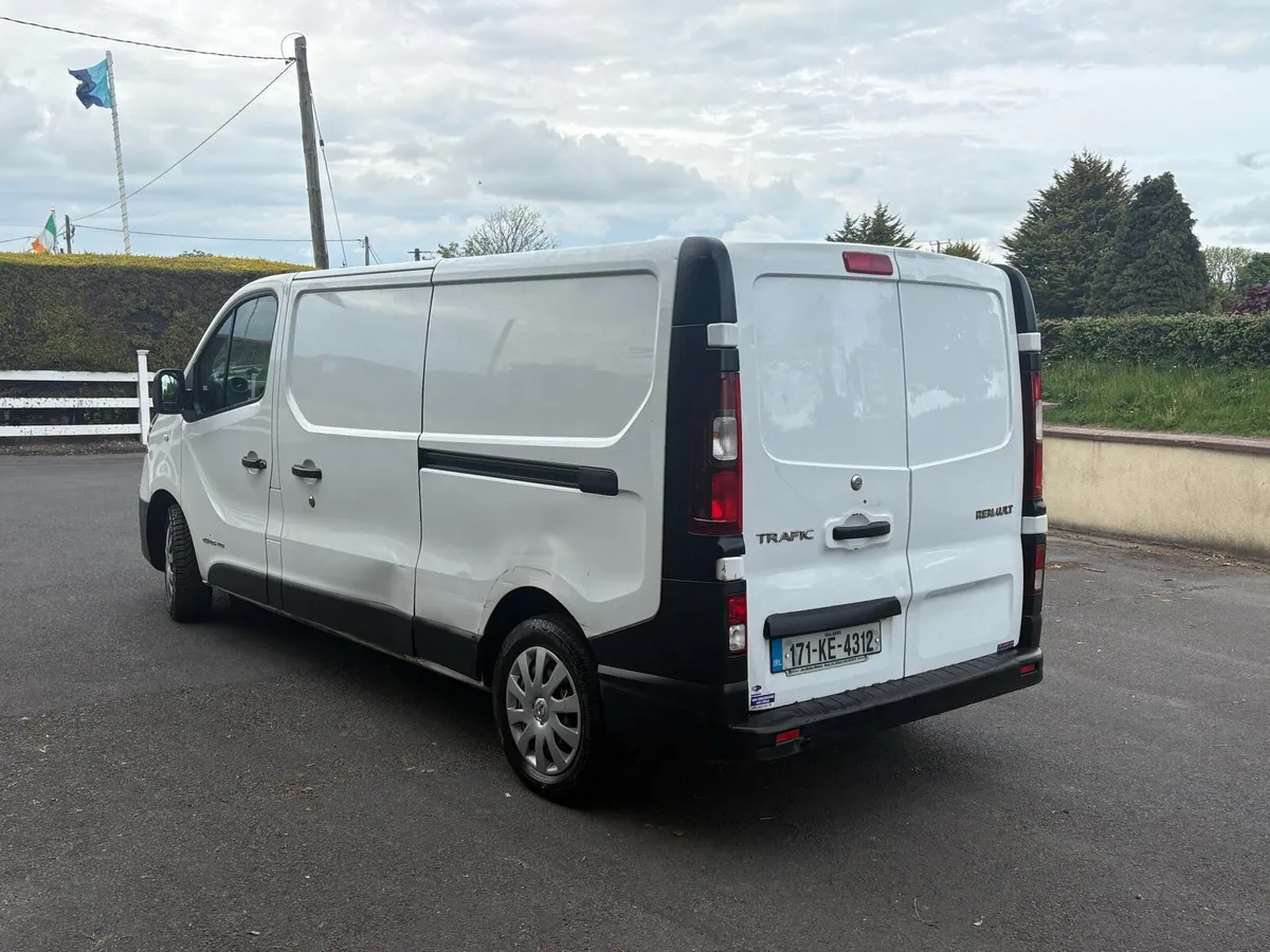 2017 Renault Traffic Doe 10/26 tax 5/26 - Image 3