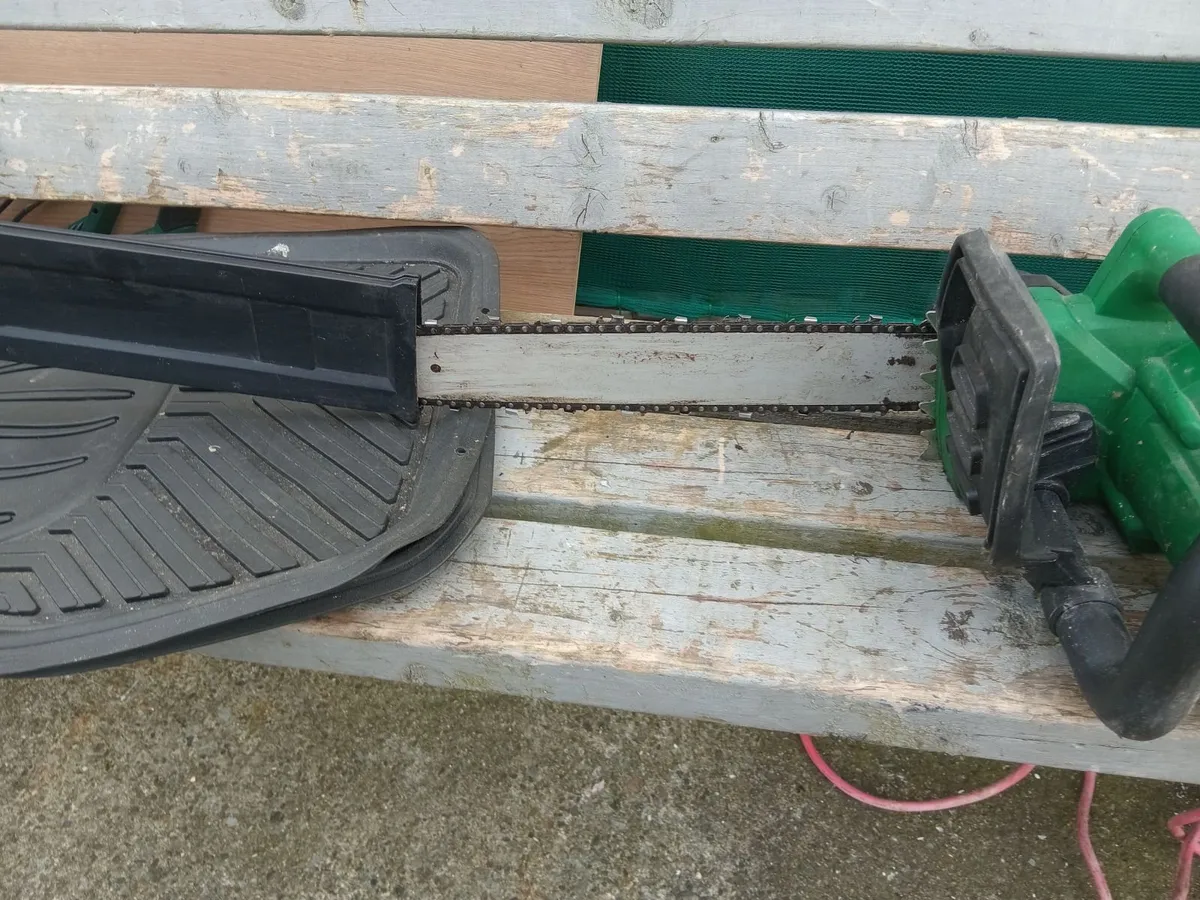 Qualcast Electric chainsaw - Image 3