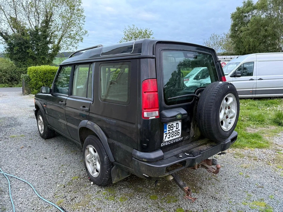 Land Rover Discovery - Image 2