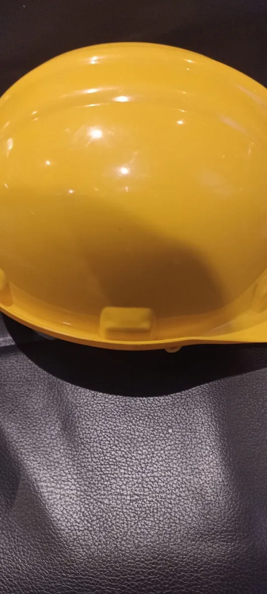 Site Safrty Helmet - Image 4