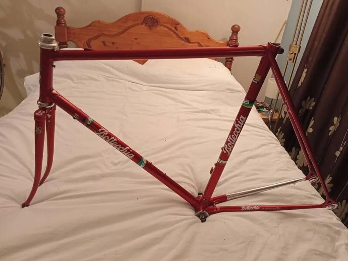 Bergundy Bottecchia SLX 56x56 road bike frame - Image 2
