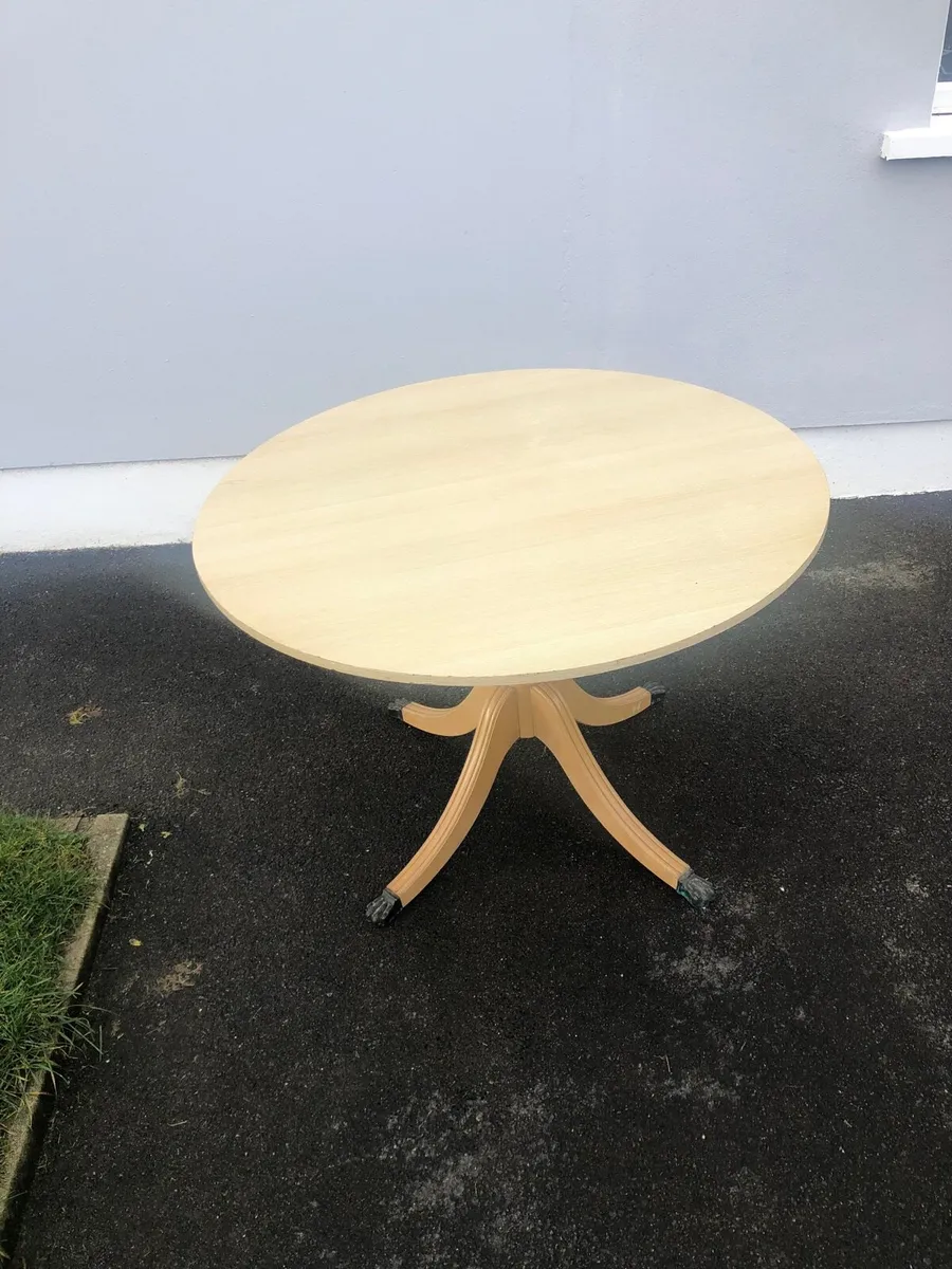 Kitchen table - Image 2