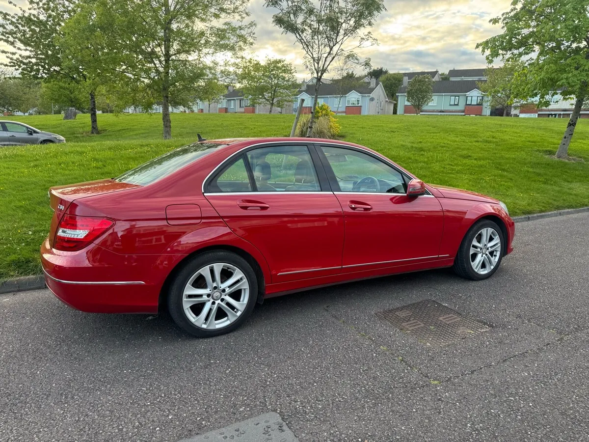13 Mercedes C200 Auto - Image 3