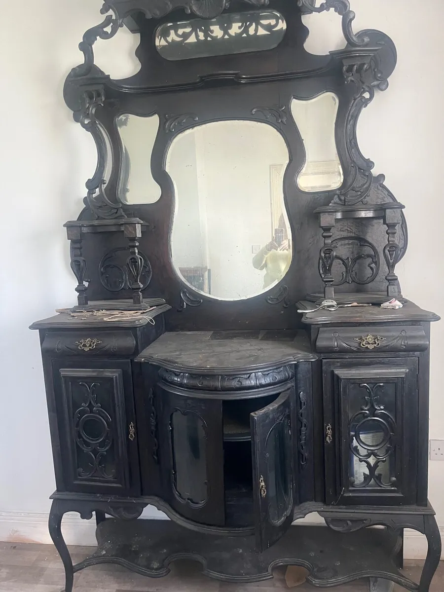 Side board - Image 2