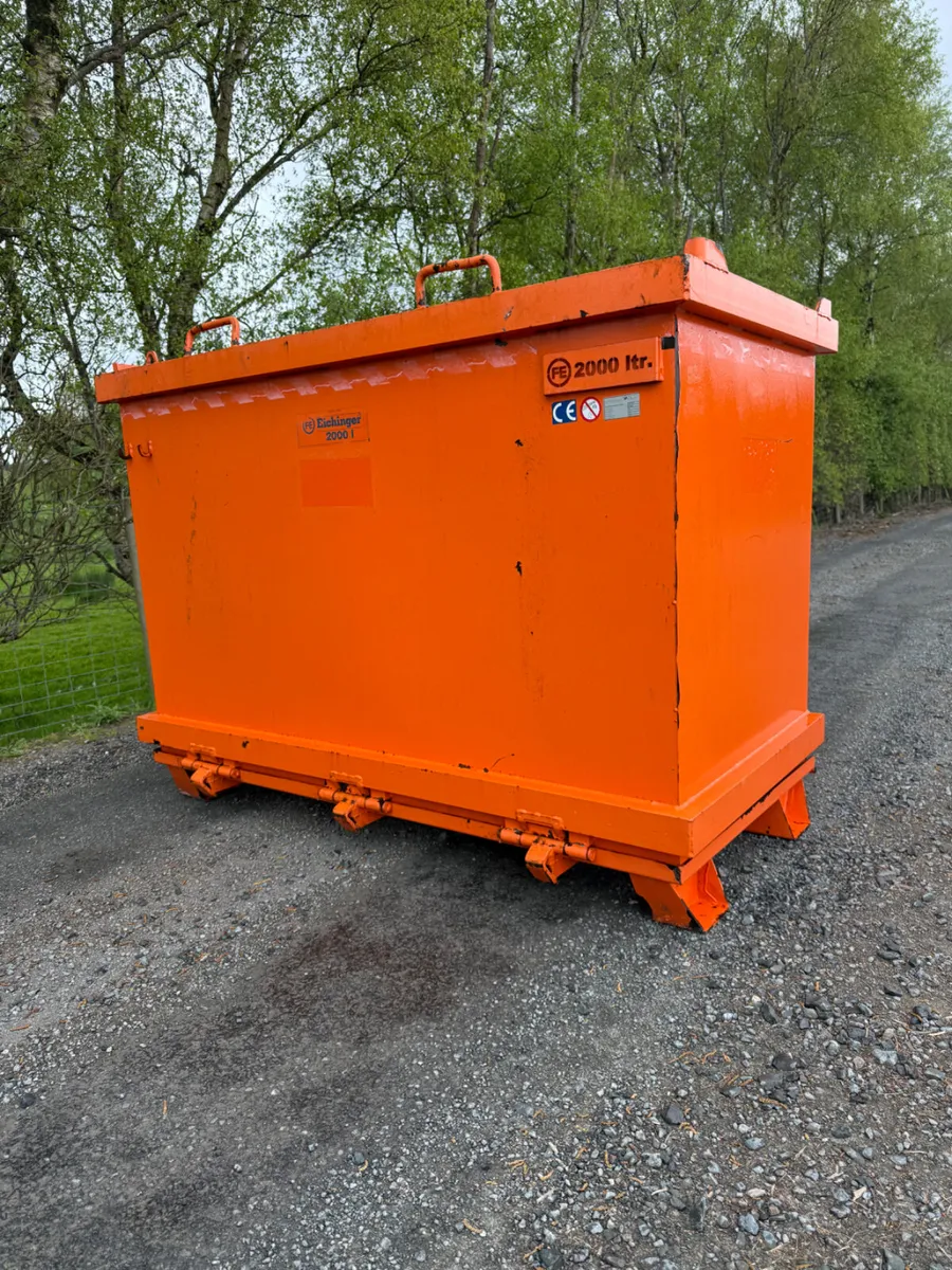 Drop Bottom Skip - Image 1