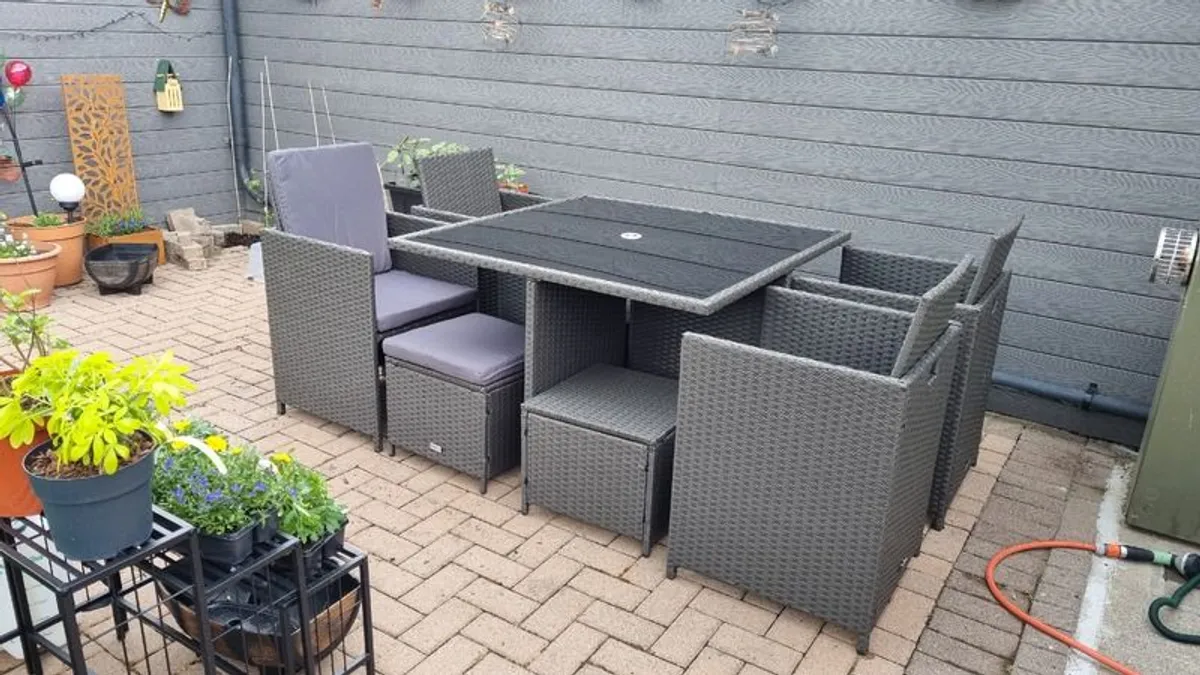 Rattan Cube Dining Set