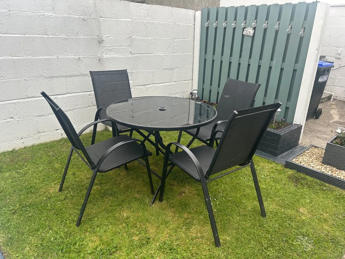 Garden furniture - Image 2