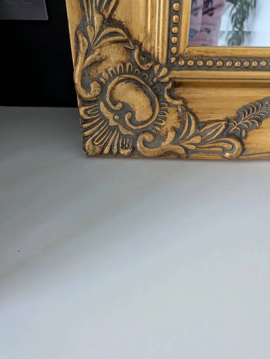 Large vintage Gold mirror - Image 3