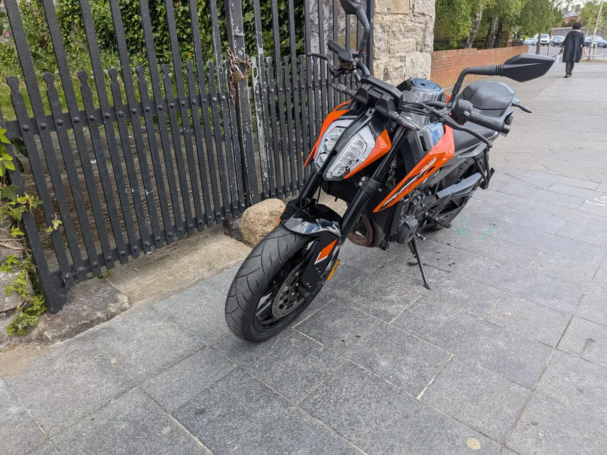 2023 KTM DUKE 790 MOTO4U - Image 3
