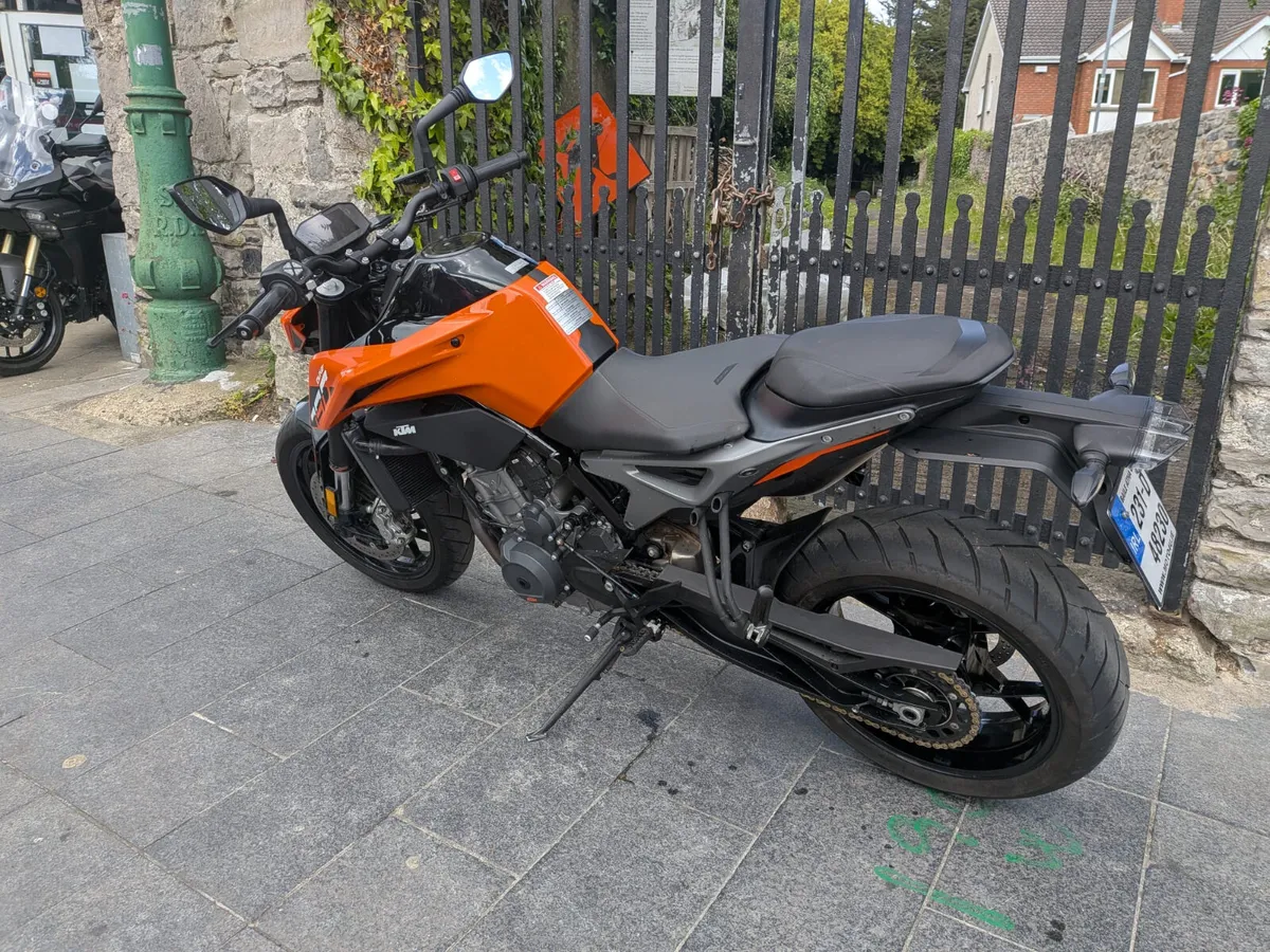 2023 KTM DUKE 790 MOTO4U - Image 2