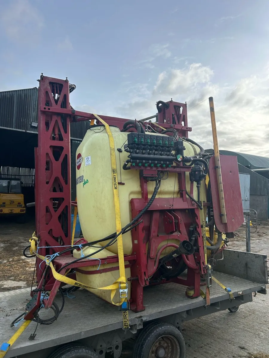Hardi master plus 1200ltr 15meter boom - Image 1