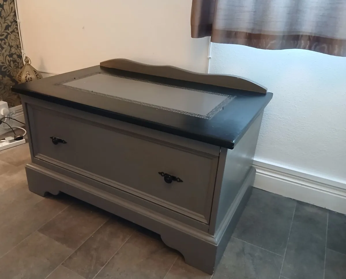 Deep  Drawer Storage Unit/Otterman/TV. - Image 3