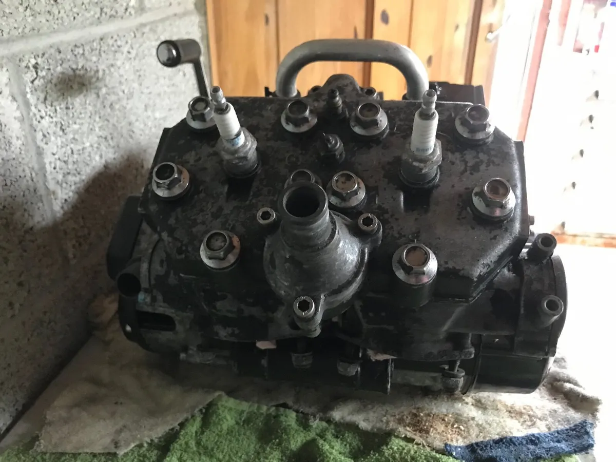 RD350YPVS Engine - Image 2