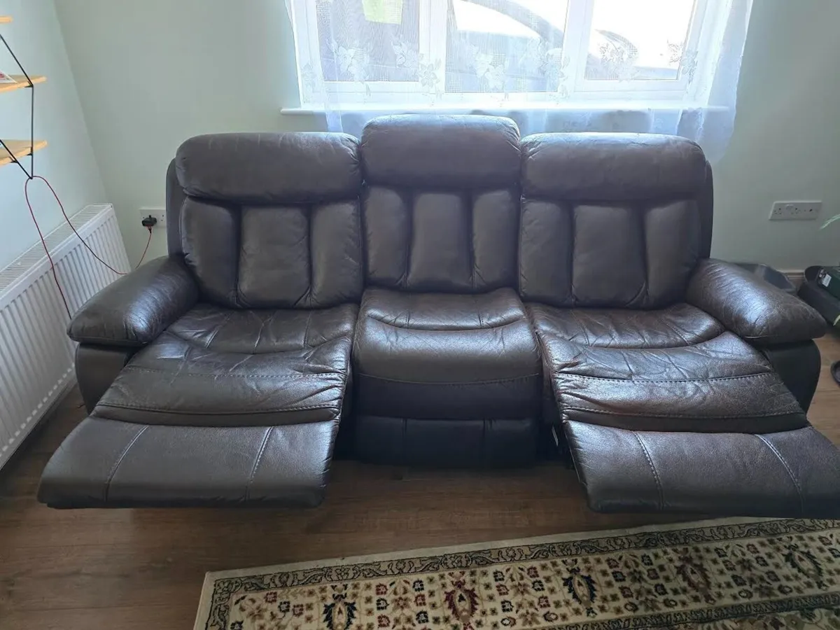 Recliner 3 seater sofa - Image 2
