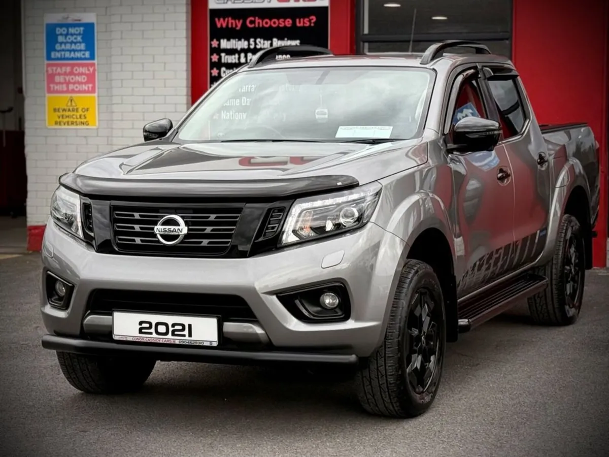 Nissan Navara DCI N-GUARD SHR DCB // SUNROOF // HI - Image 3