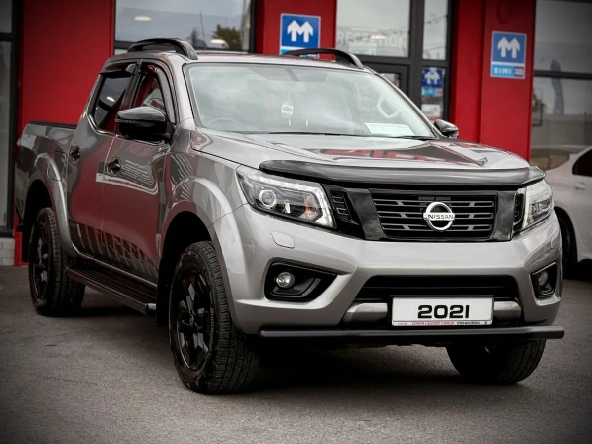 Nissan Navara DCI N-GUARD SHR DCB // SUNROOF // HI - Image 4