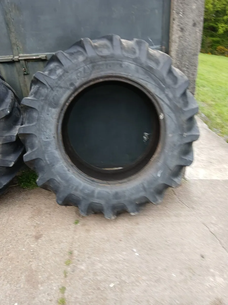 Tractor tyres - Image 2