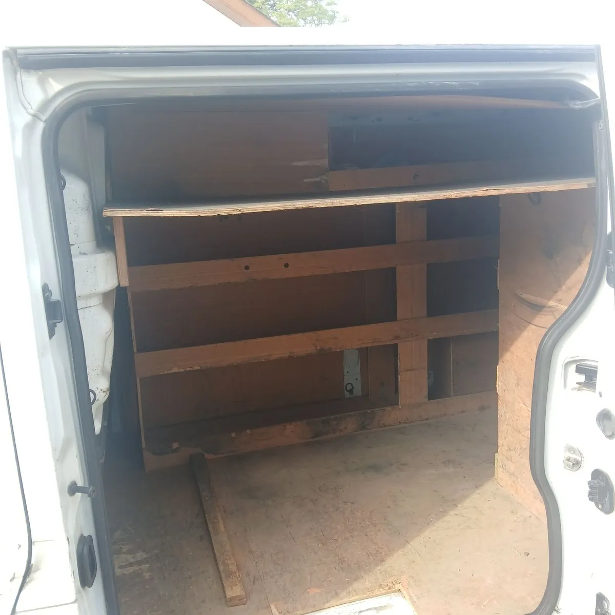 Renault Trafic 2020 - Image 2