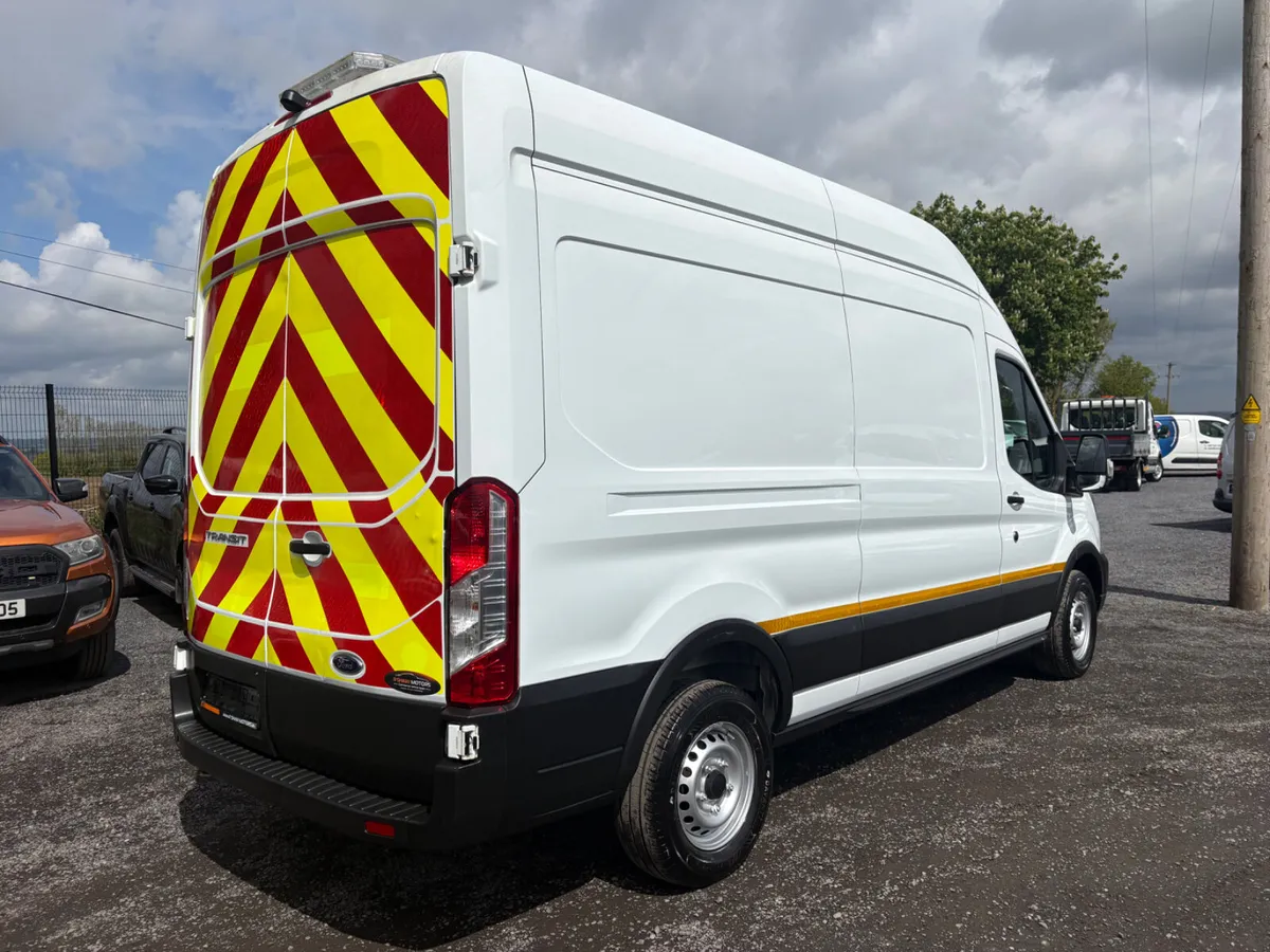 Ford Transit RWD - Image 4