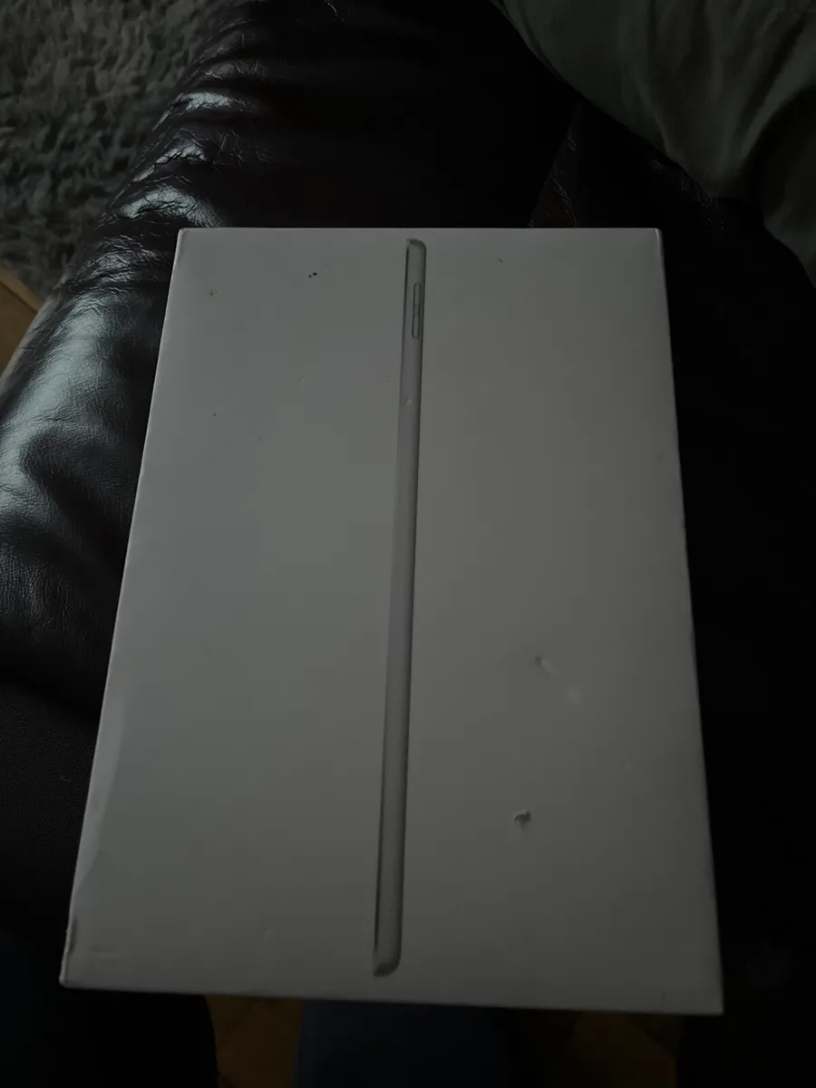 Ipad 9th generation - Image 1