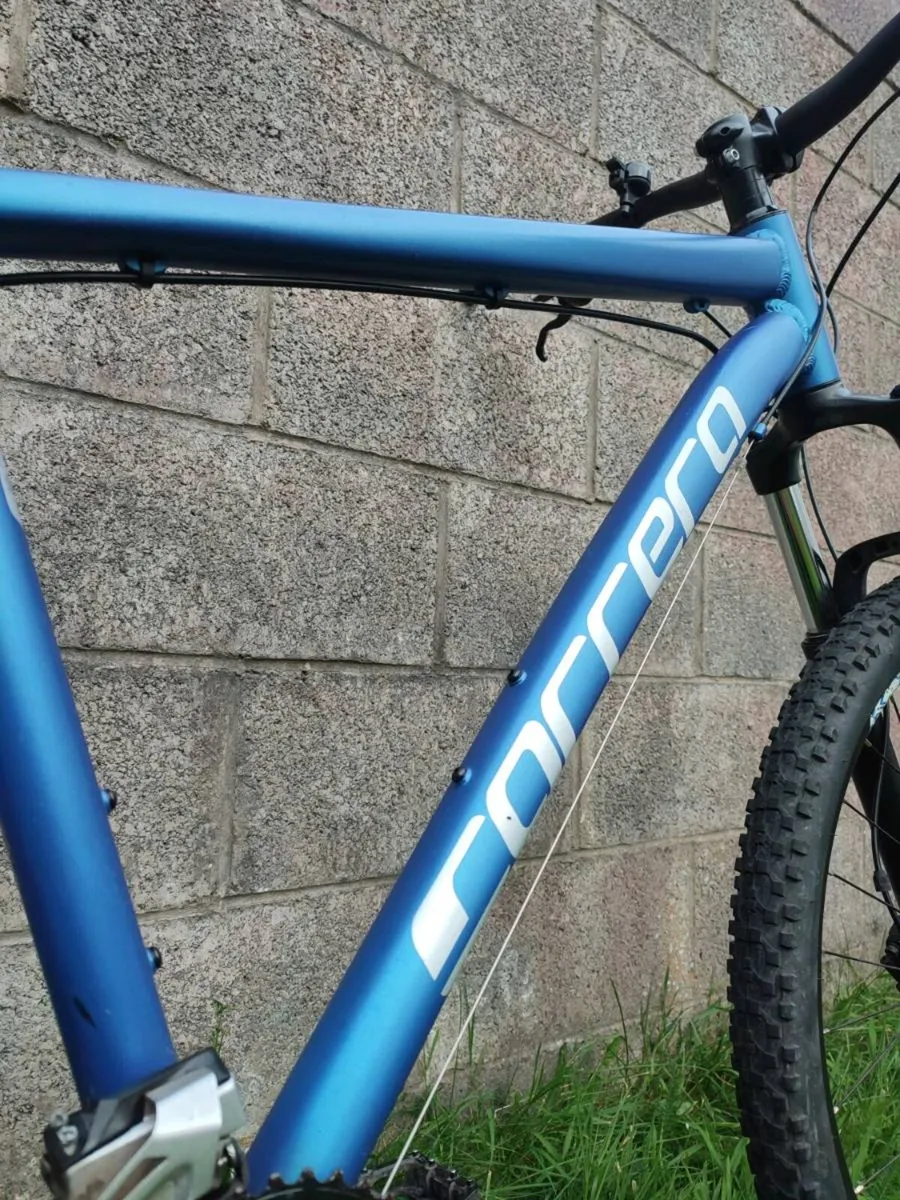 IMMACULATE CONDITION Carrera Vulcan mountain bike - Image 3