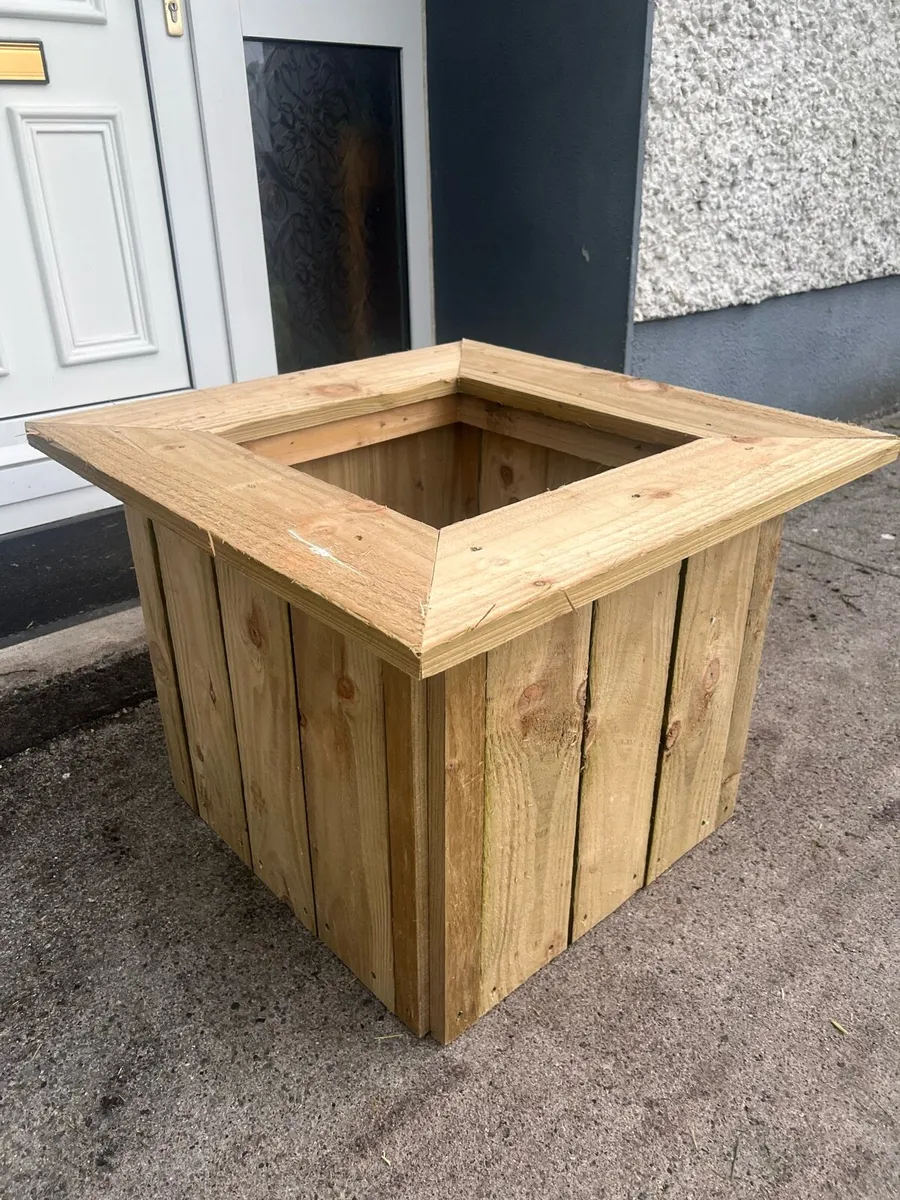 Planter boxes - Image 1