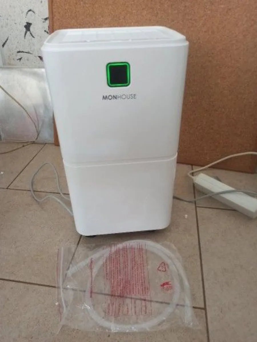 MONHOUSE Dehumidifier - Excellent Condition - Image 3