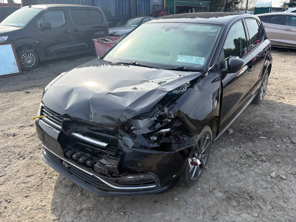 2016 Vw Polo 1.0 Petrol Lounge model - Image 4