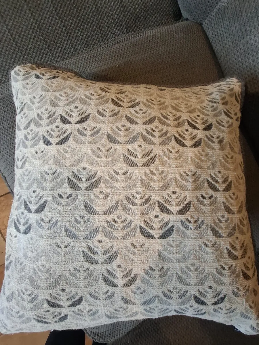Sofa - Image 2