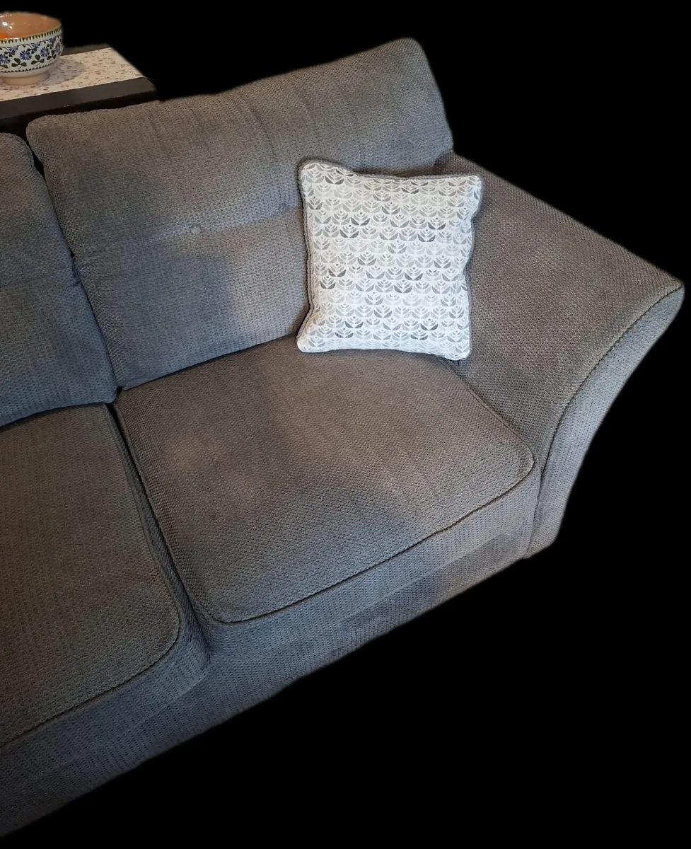 Sofa - Image 4