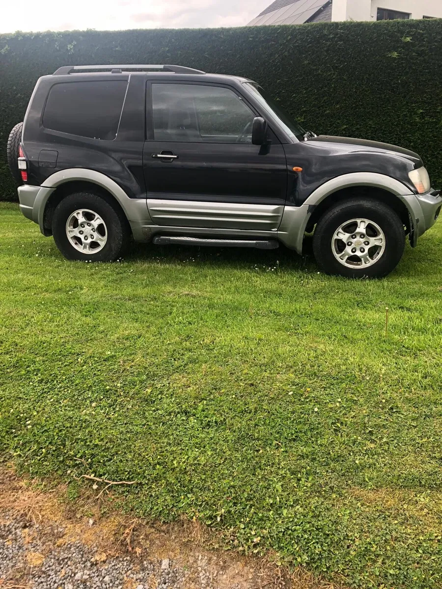 Mitsubishi Pajero 2002 - Image 3