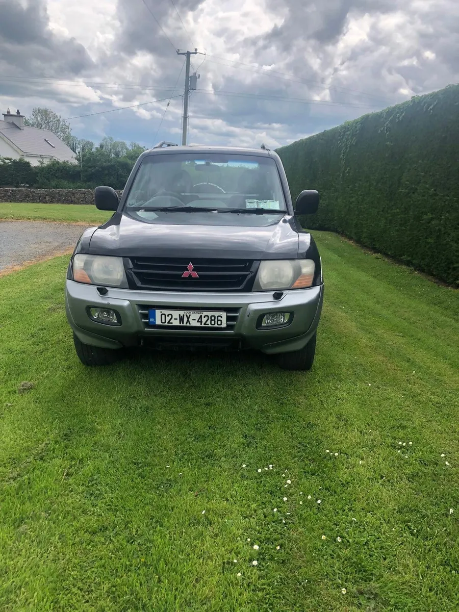 Mitsubishi Pajero 2002 - Image 1