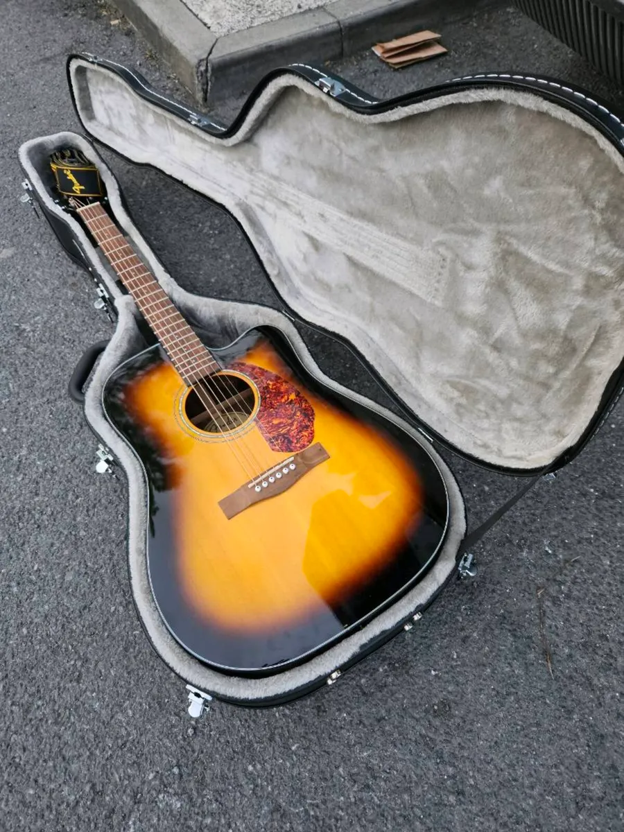 Fender CD-140SCE Electro-Acoustic Guitar - Image 2