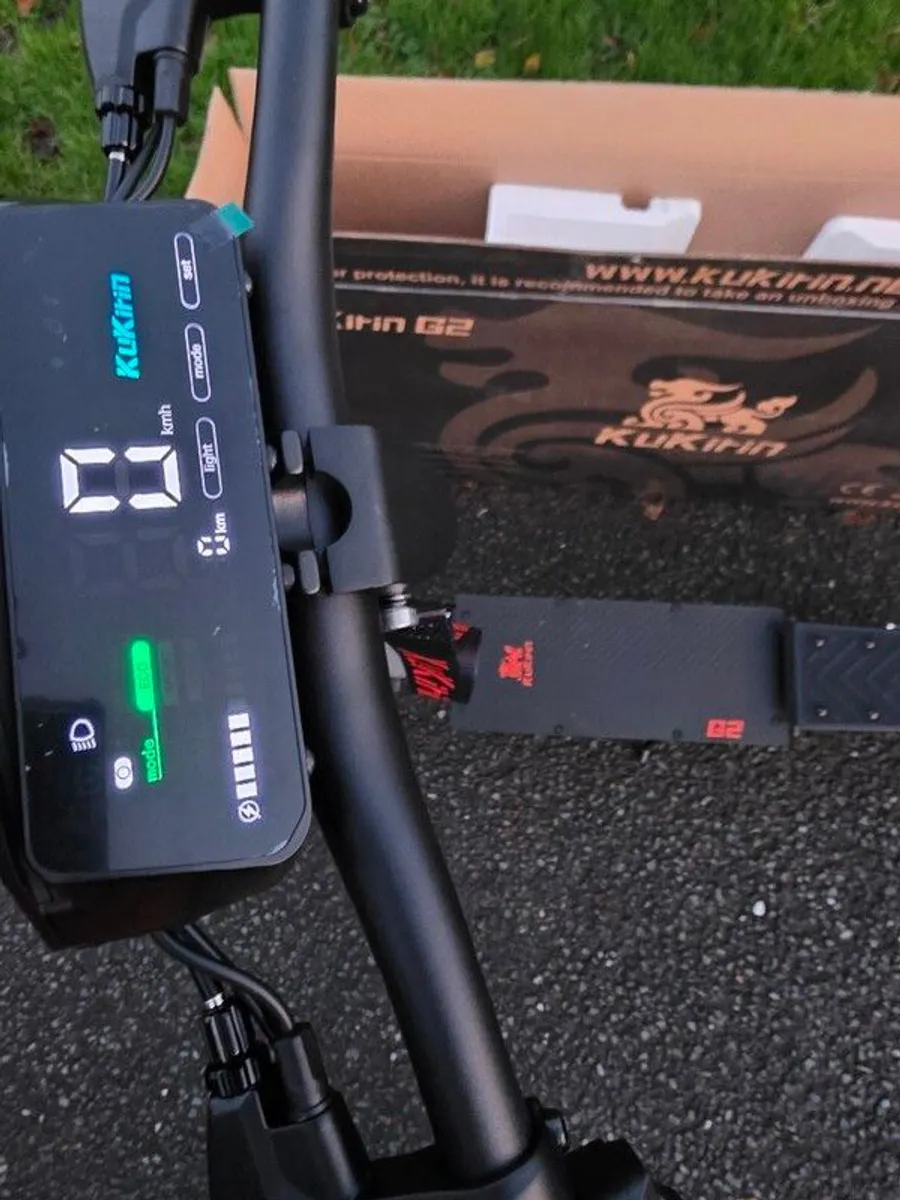 Electric scooter,kukirin G2,brand new in a box , delivery available - Image 1