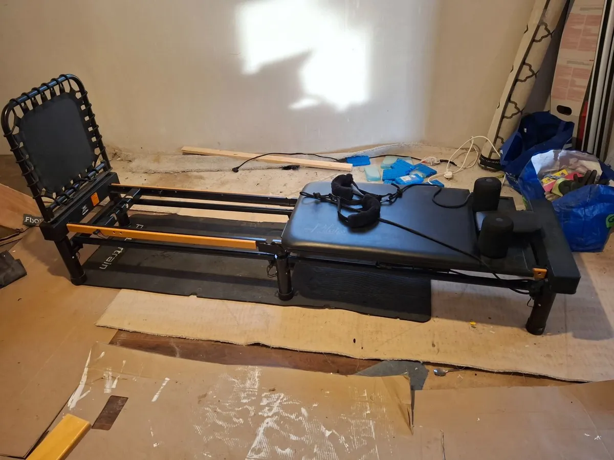 Pilates exercise bed - Image 2