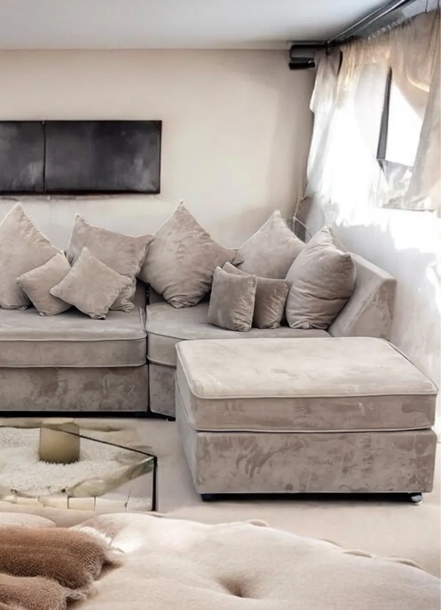 Luxury U shaped modular sofa - Image 4